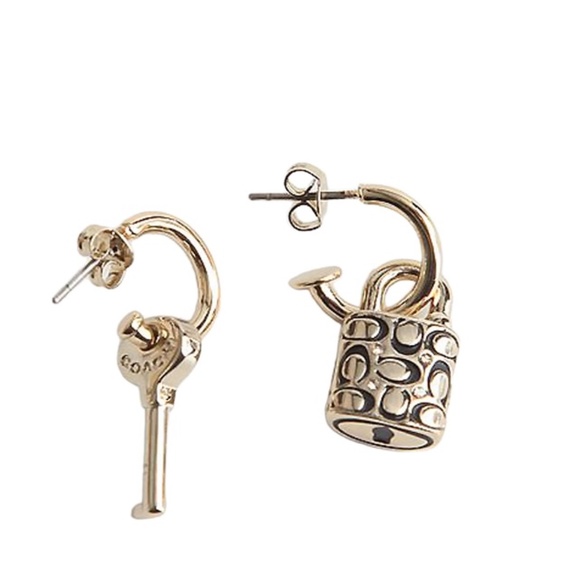 NEW Coach Quilted Padlock & Key Mismatched Earring Set - Picture 4 of 8